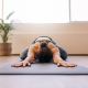 Yoga Poses om Migraines te Helpen Genezen